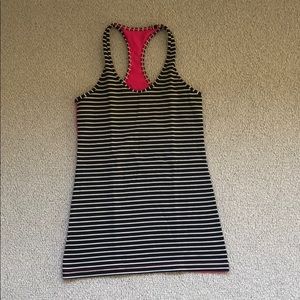 IVIVVA black and pink girls size medium top